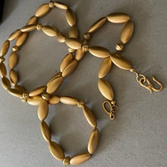 Liz Claiborne Matted Gold Glass & Metal Beads on a Long 36" Gold Chain - Picture 5 of 6